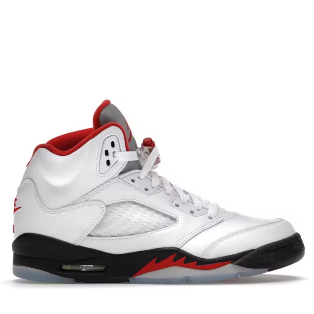 Fire red Jordan retro 5🌹